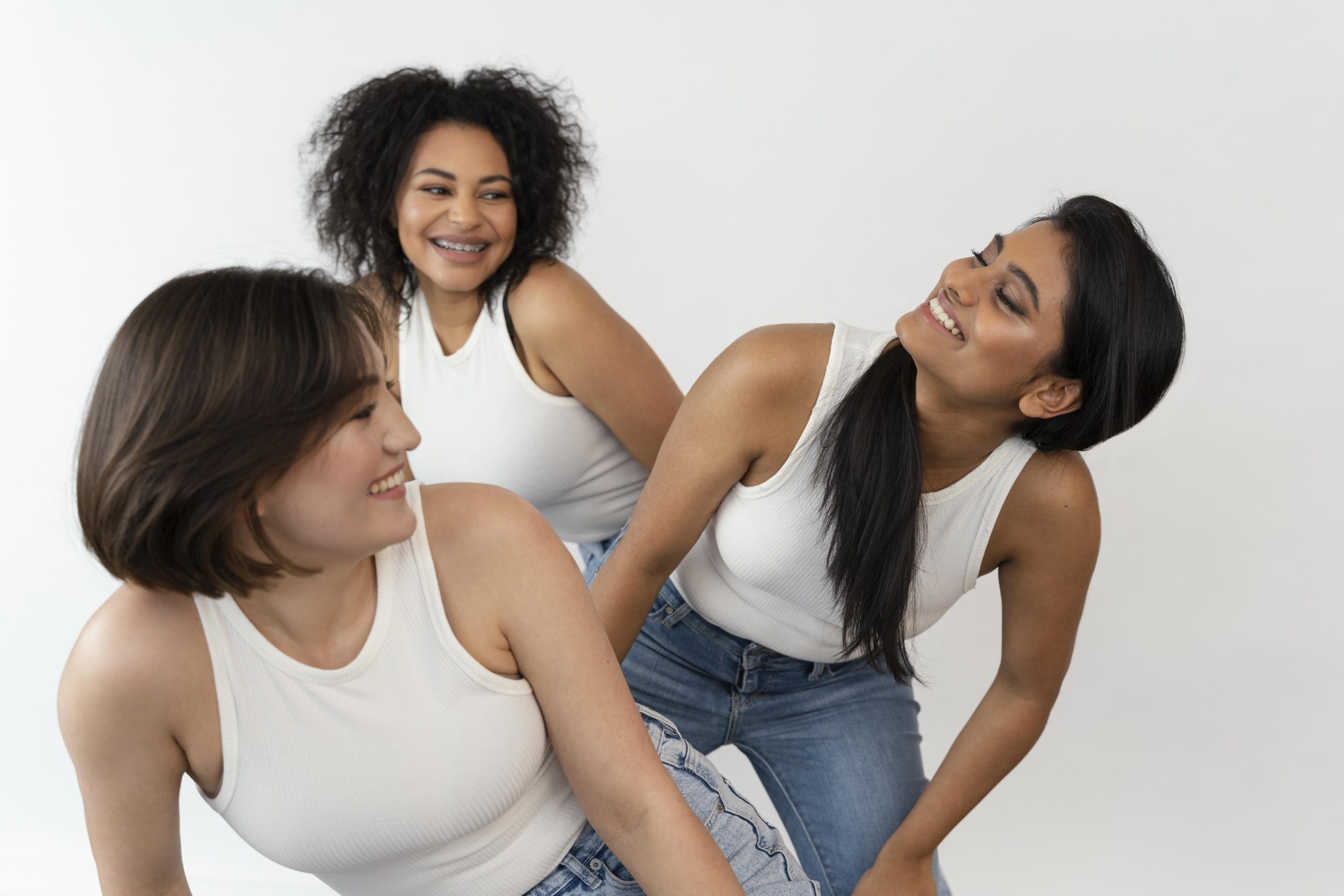 girlfriends-enjoying-time-together